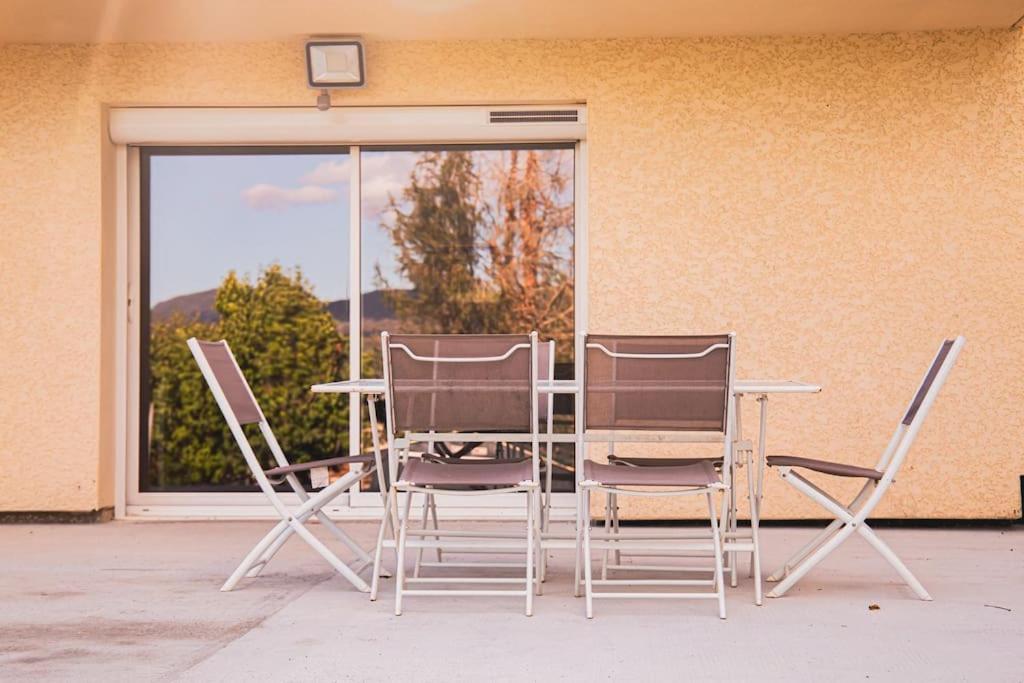 Dependance Chaleureuse Et Calme Apartment Champagneux Exterior photo