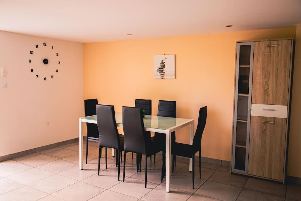 Dependance Chaleureuse Et Calme Apartment Champagneux Exterior photo