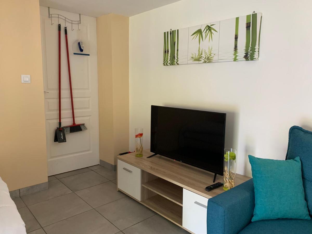Dependance Chaleureuse Et Calme Apartment Champagneux Exterior photo